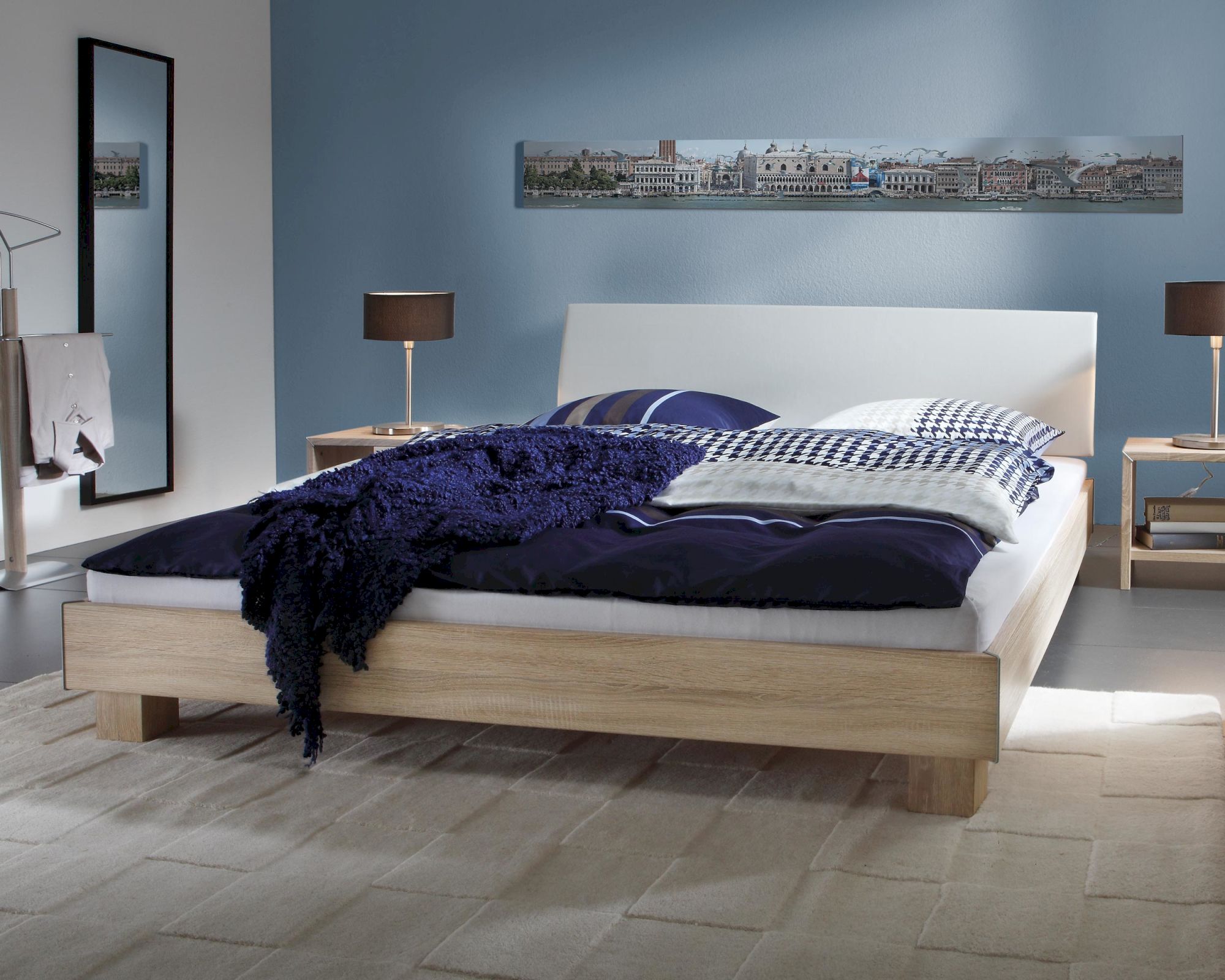 Hasena Movie-Line Bett Star Ivio/Lecco 200x200 cm Walnuss