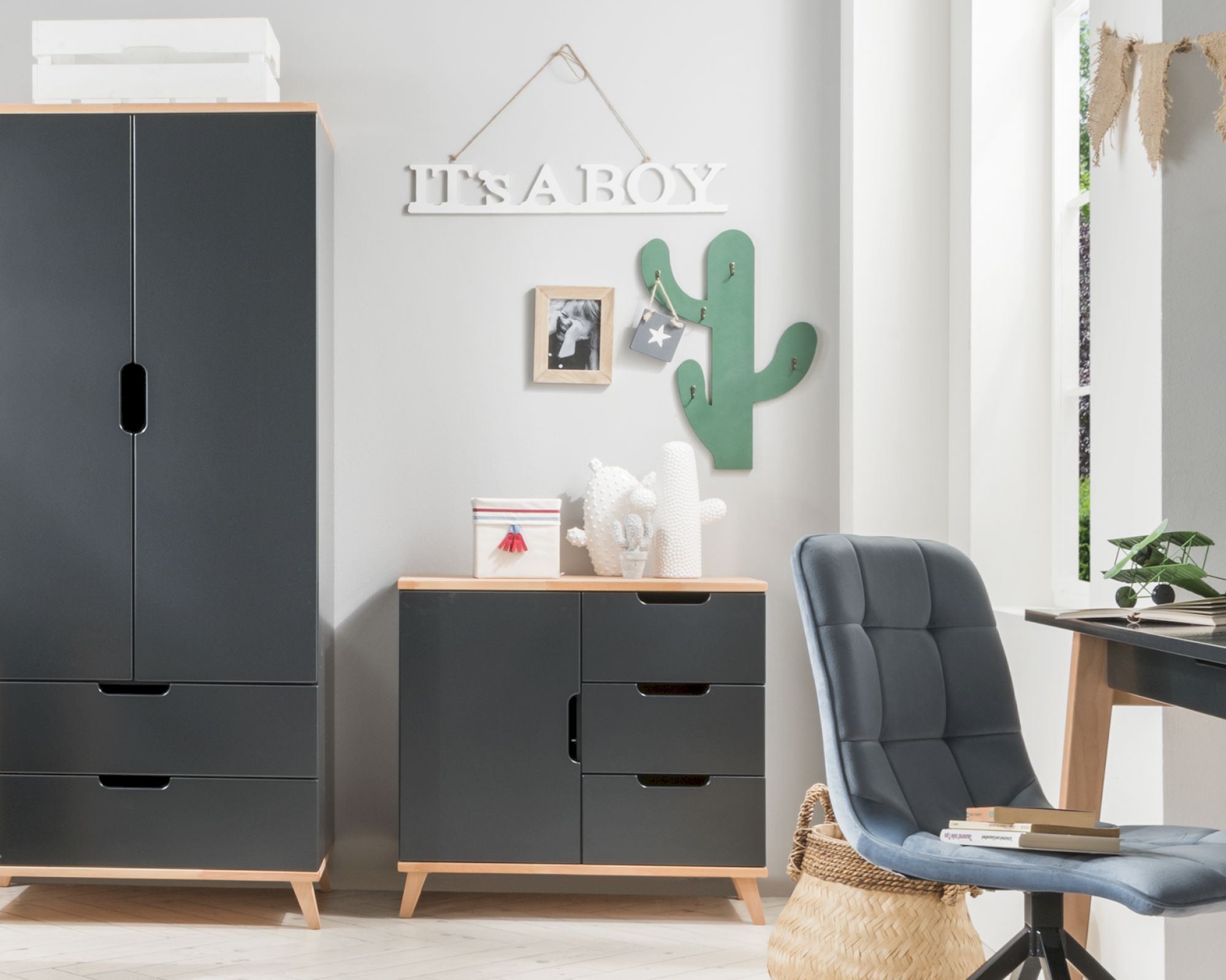 INFANSKIDS »Infanscolor« Kinderzimmer Kommode I anthrazit anthrazit-Buche