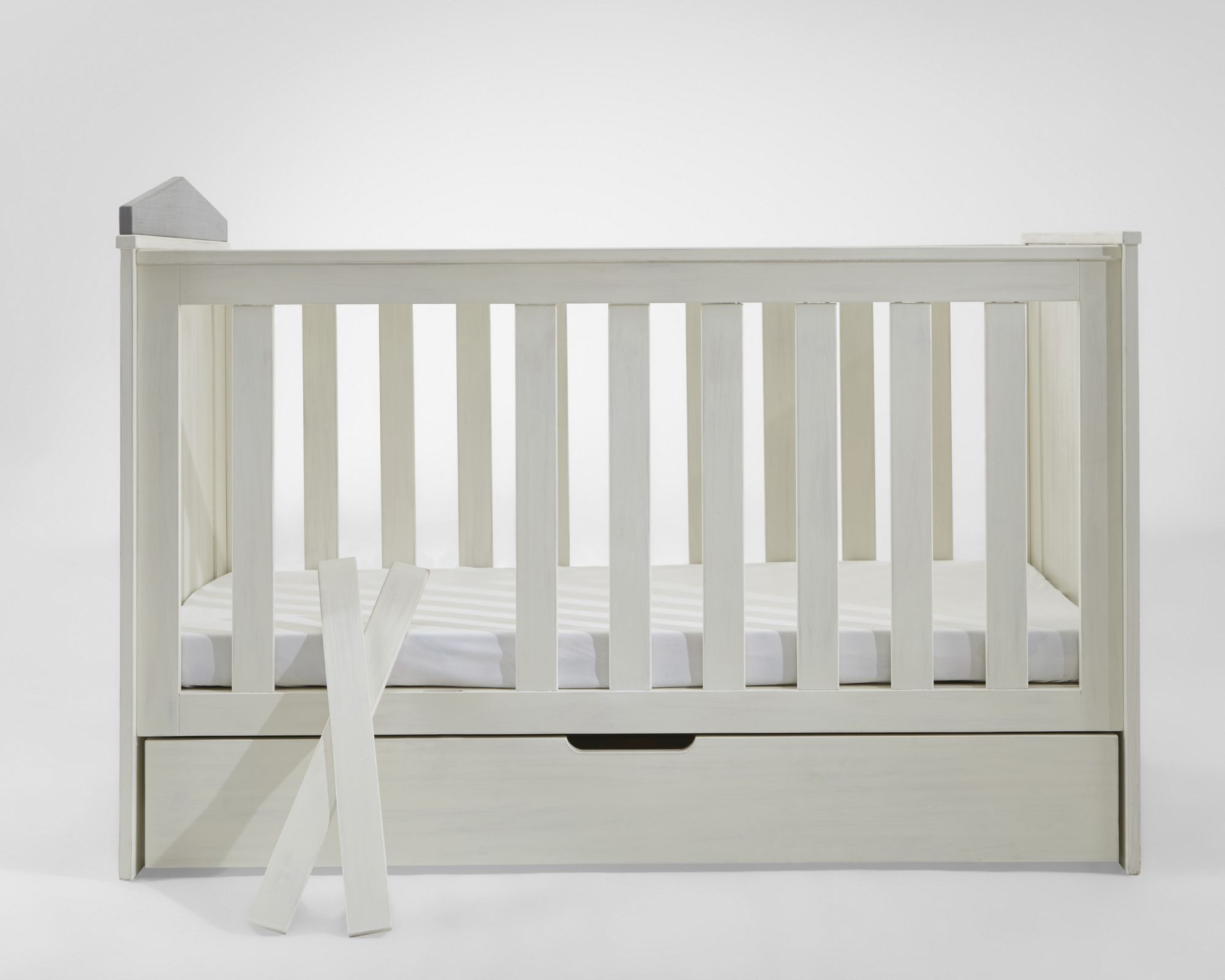 INFANSKIDS »Lucky« Babyzimmer Kinderbett 70x140cm