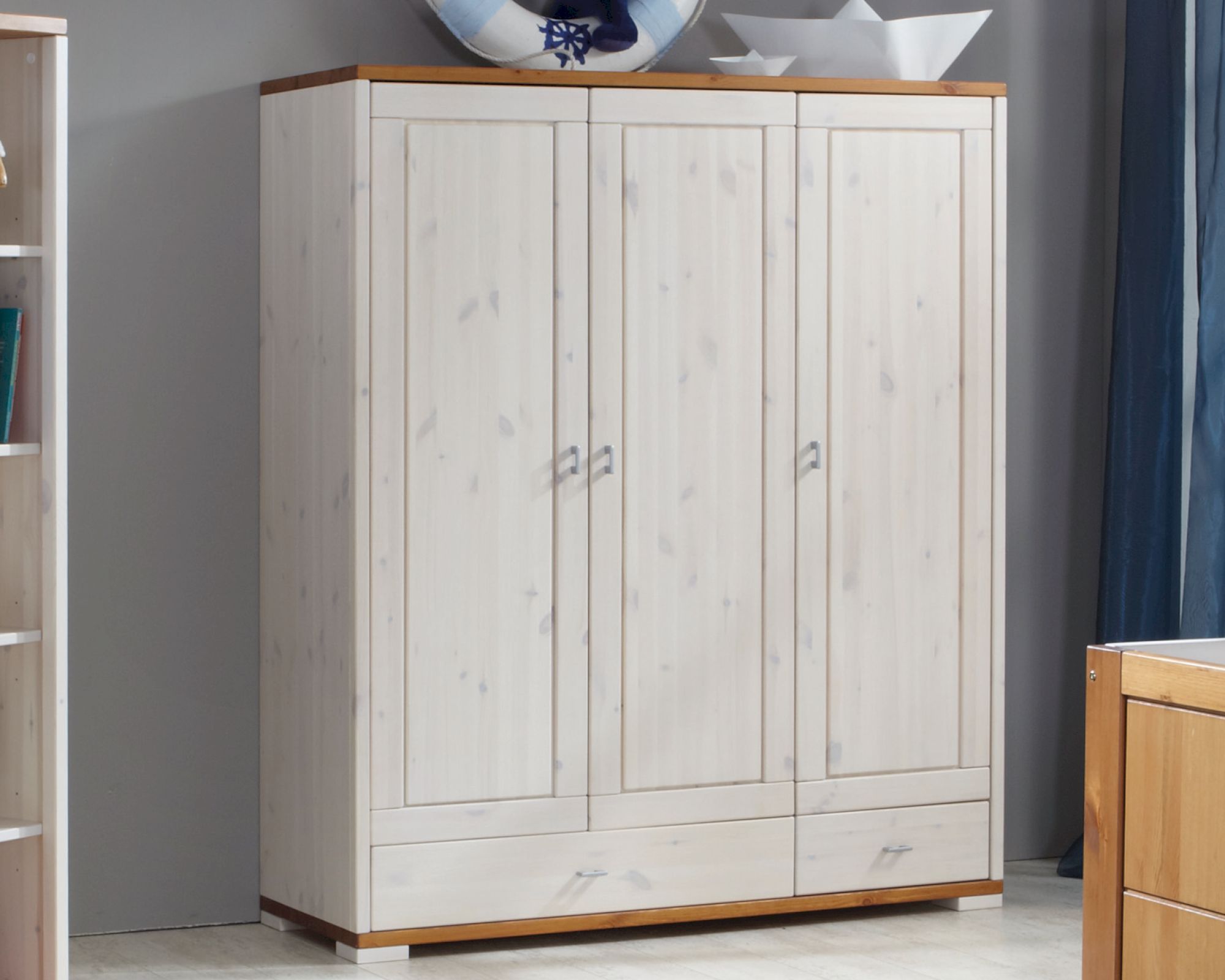 INFANSKIDS »Vita« Kleiderschrank weiß/provencefbg. 3-türig / B 147 x H 178 x T 52 cm / weiss