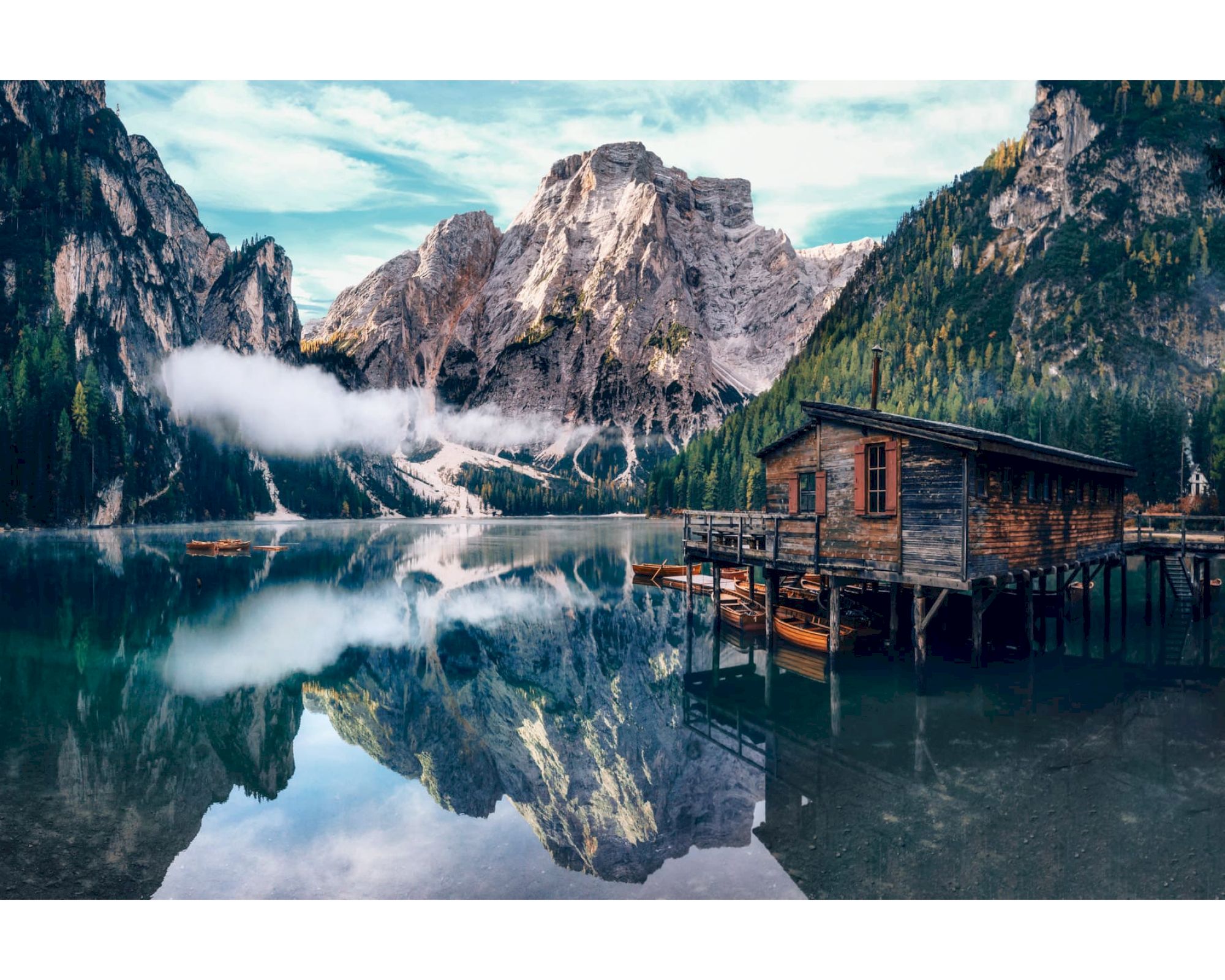 La Casa »Holzhütte am Bergsee« Glasbild Glasbild
