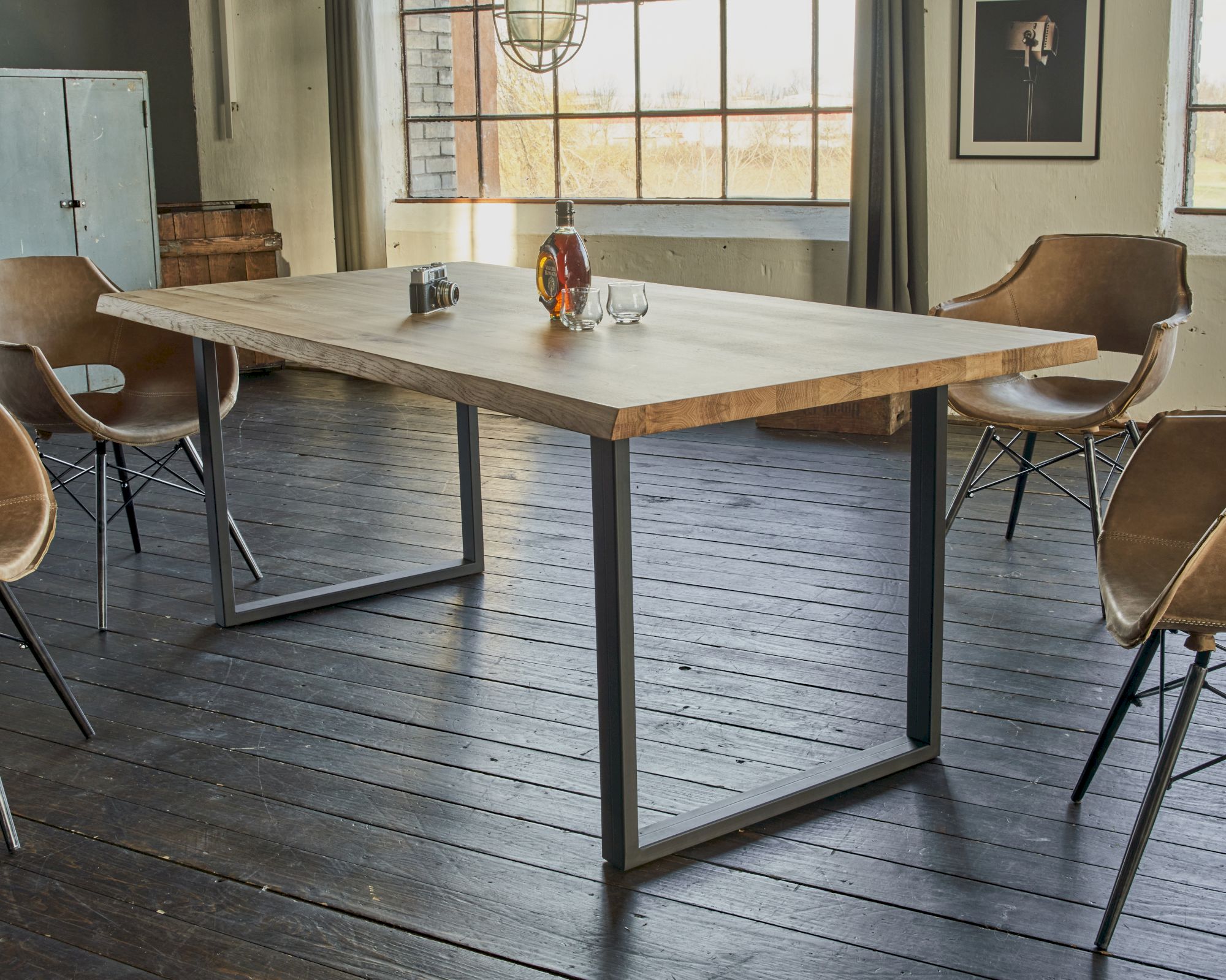 Massivholz »Fred« Wildeiche Esstisch Baumkante 180x90 cm / Wildeiche natur