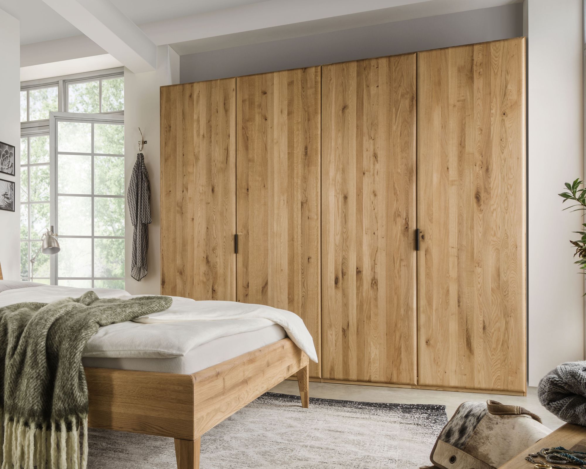 Massivholz Kleiderschrank Sale