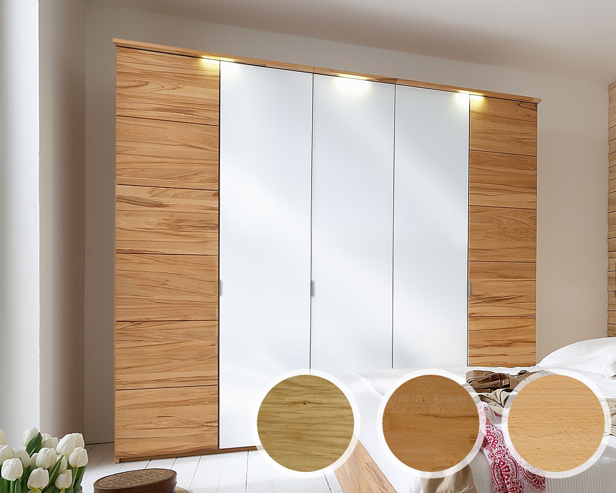 Massivholz Kleiderschrank 4-Türig / Kernbuche / Braunglas