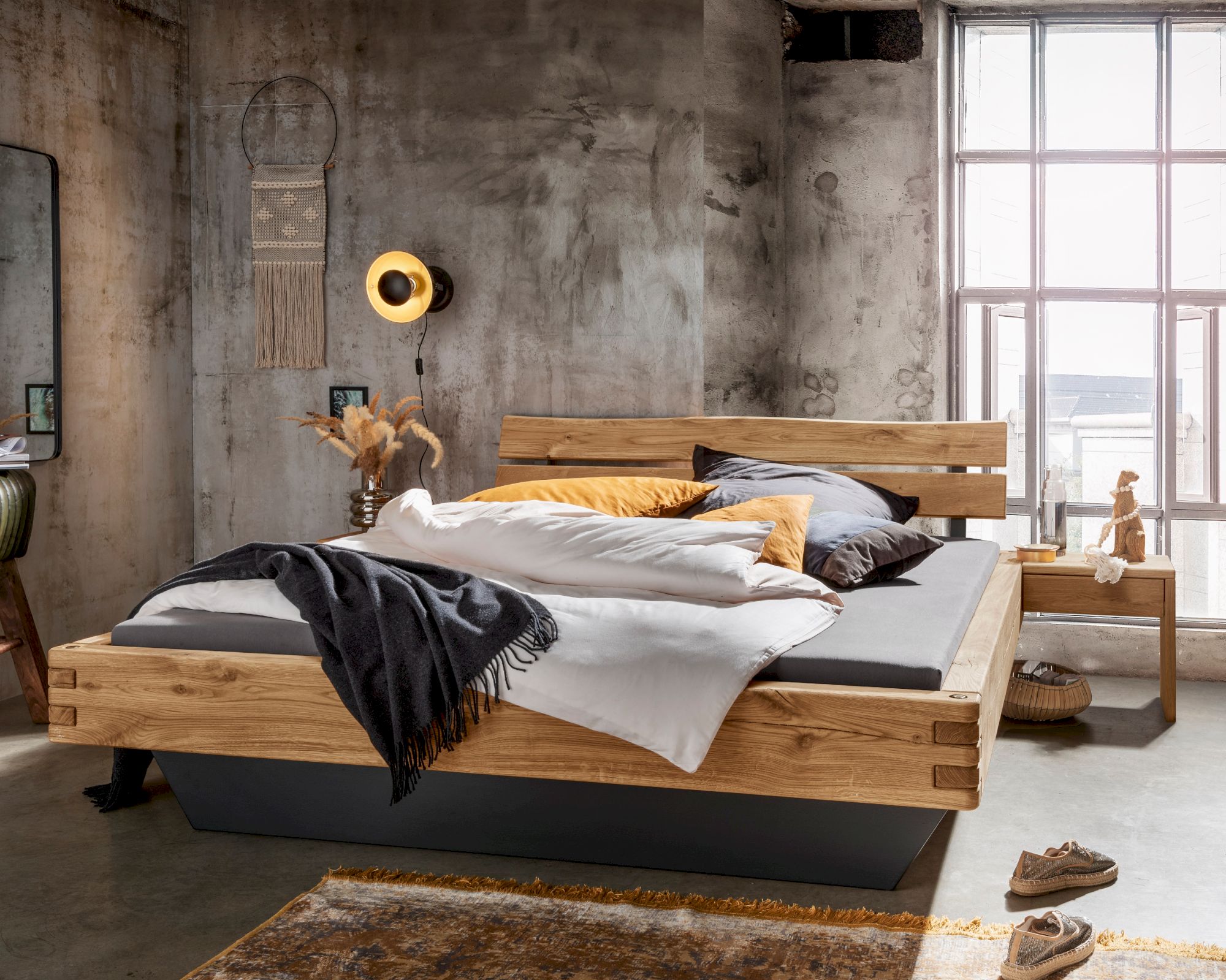 Massivholz »Montreal 2« Wildeiche Schwebebalkenbett 140x200 cm
