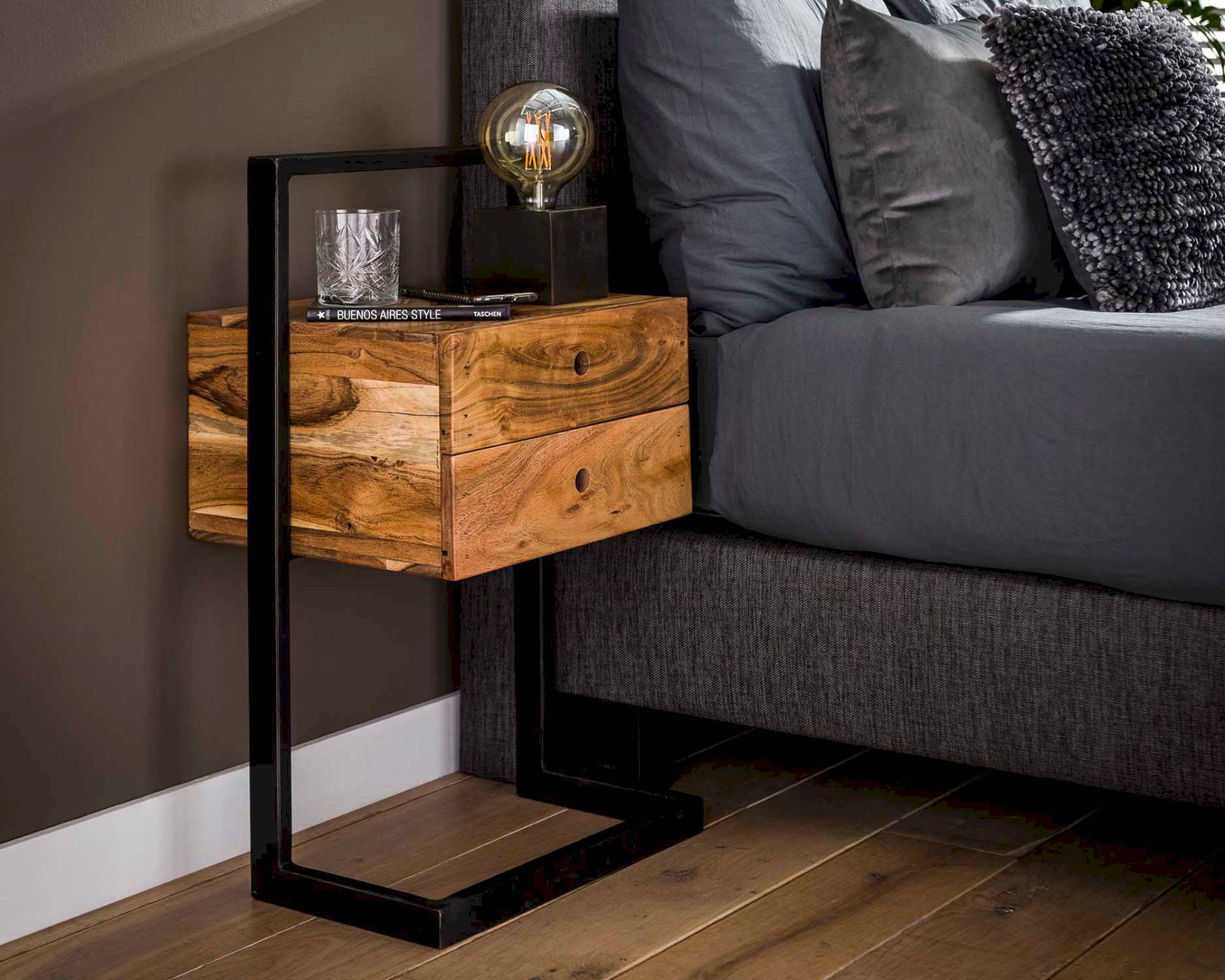 designline »Rigid« Massivholz Nachttisch 45x77x35 cm