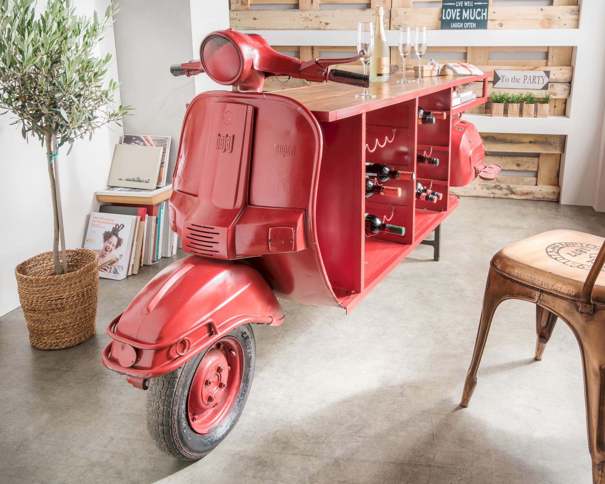 die Faktorei »Scooter Nr. 3« Original Unikat Theke Mangoholz-Tischplatte, Flaschen-/Gläserfächer
