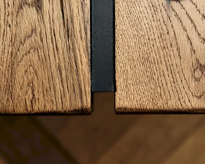Bodahl Tischplatte Rustic Oak Metallleiste • Slewo.com - Bodahl Tischplatte Rustic Oak Metallleiste • Slewo.com