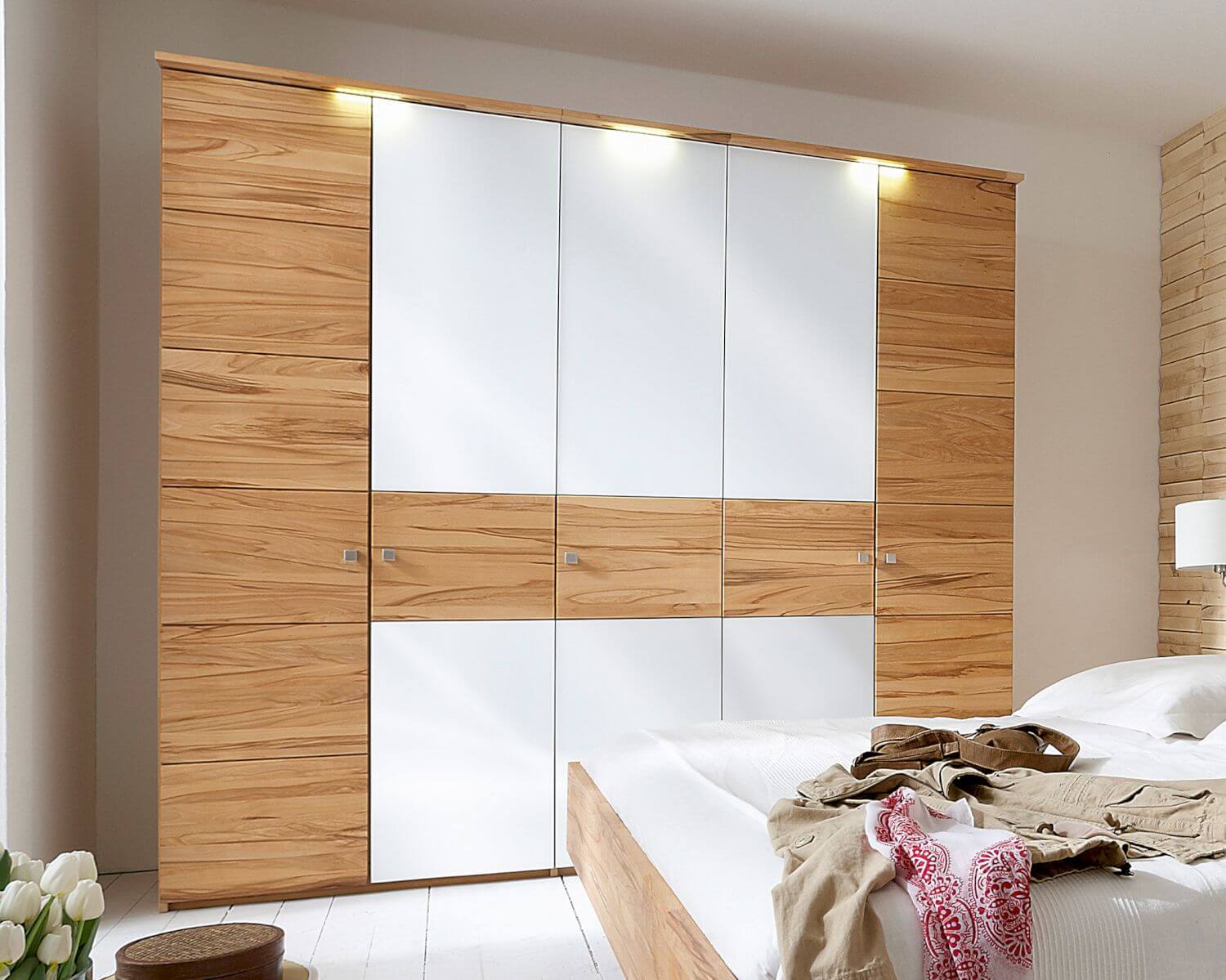 Massivholz Kleiderschrank Choice Mercur • slewo.com